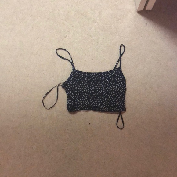 crop top - Picture 1 of 1